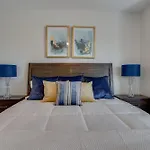 New East Nash - King Bed Short Drive To Dwntwn